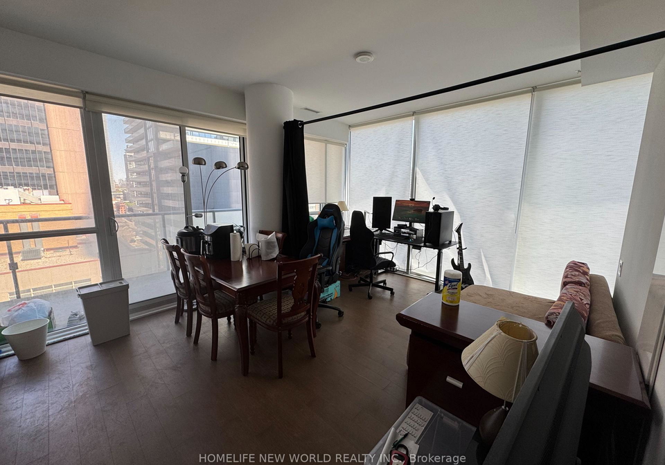 15-grenville-street-toronto-ontario-c13158926