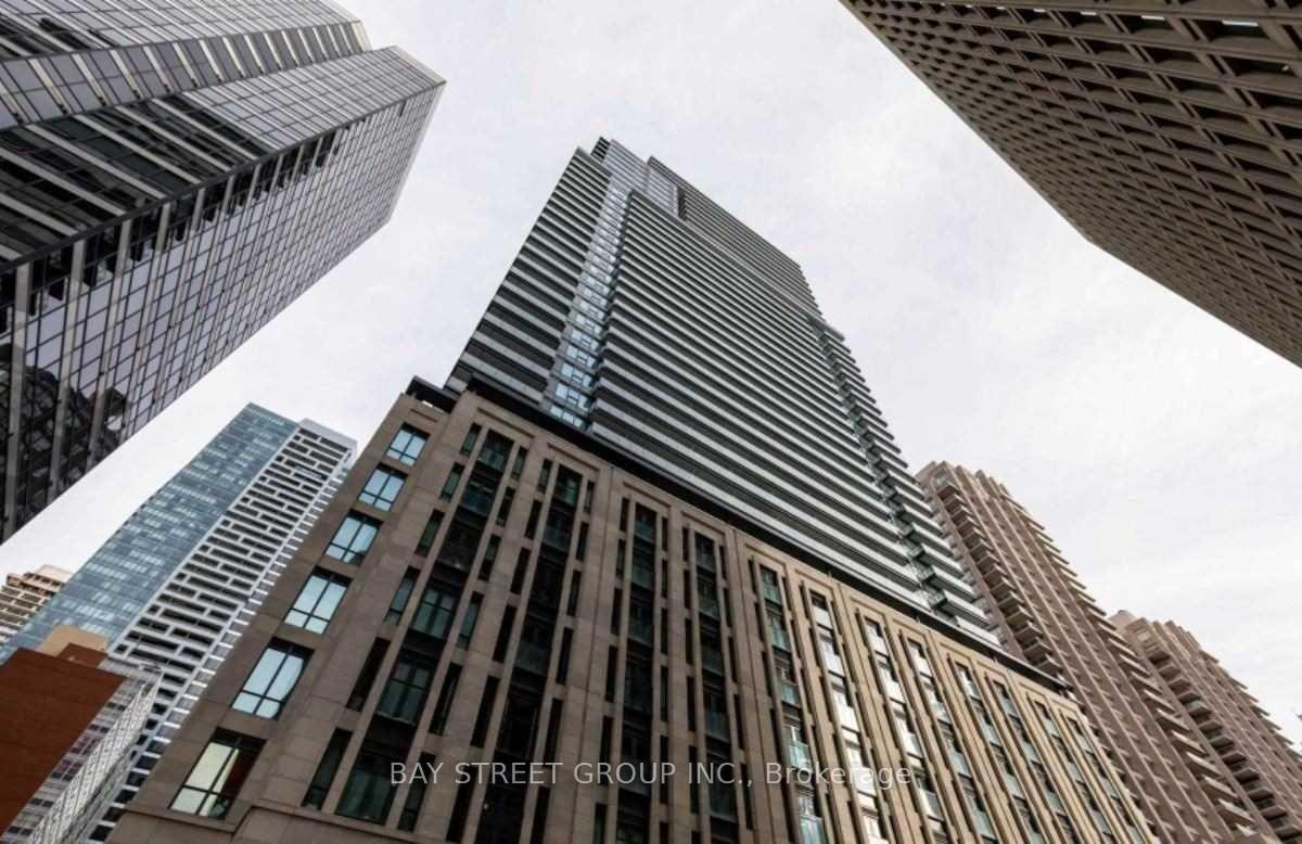 955-bay-street-toronto-ontario-c13158930