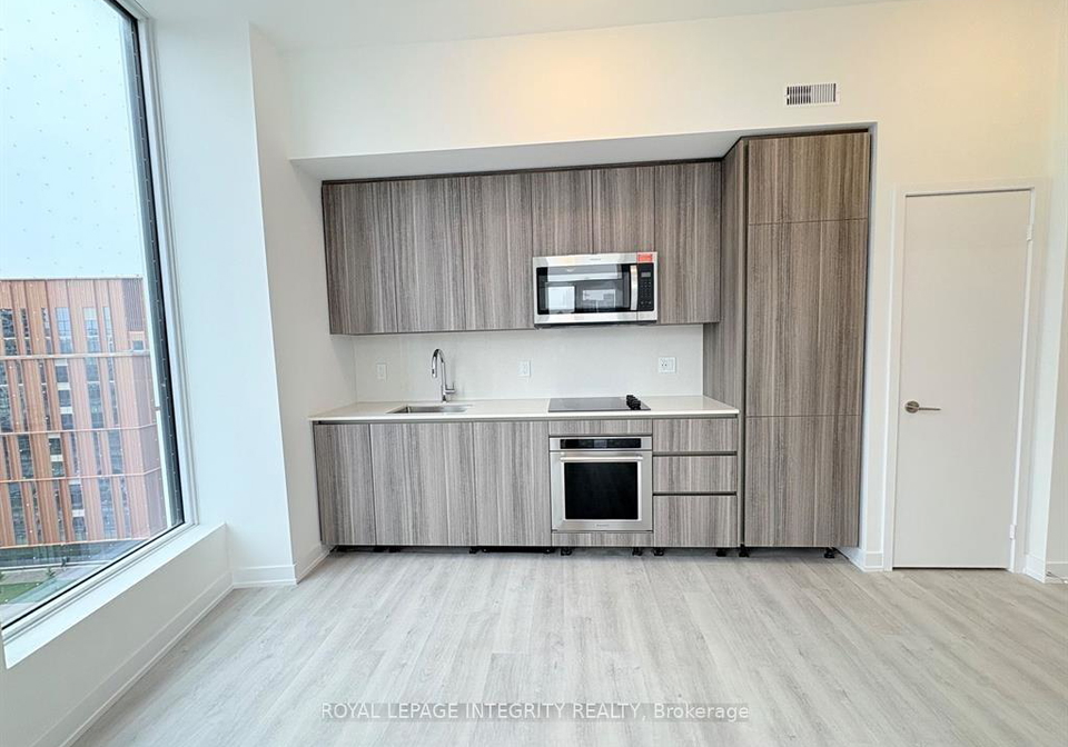15-richardson-street-toronto-ontario-c13159046