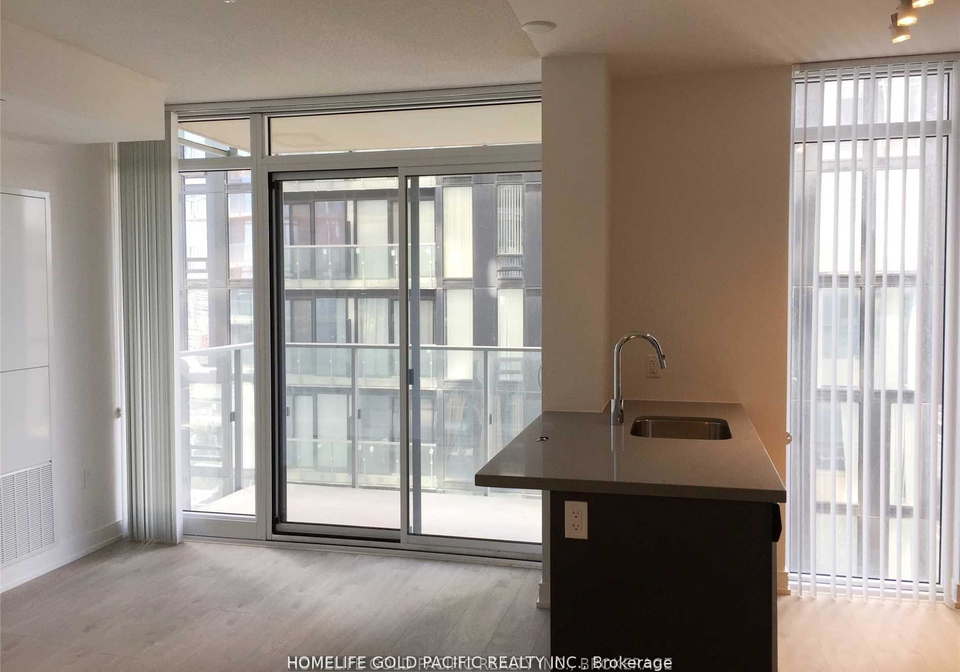 50-wellesley-street-e-toronto-ontario-c13159084