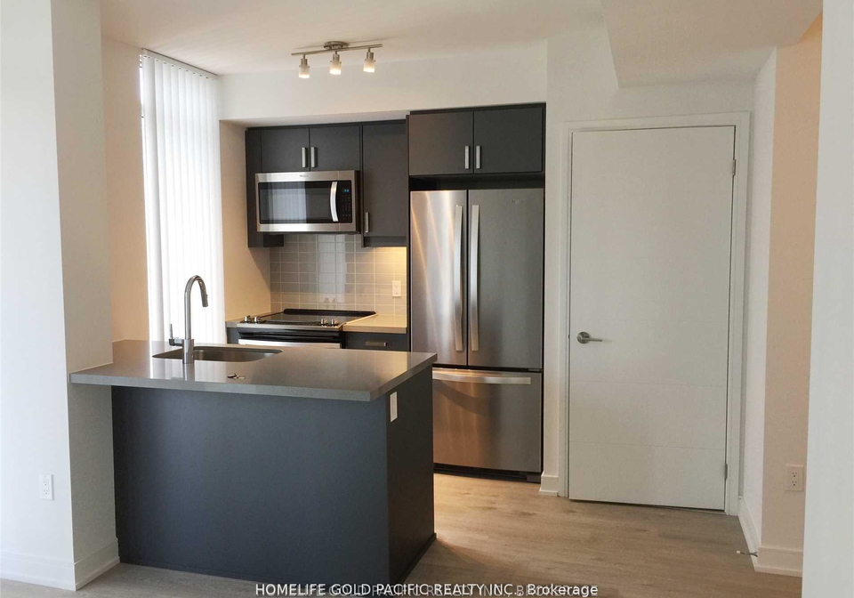 50-wellesley-street-e-toronto-ontario-c13159084