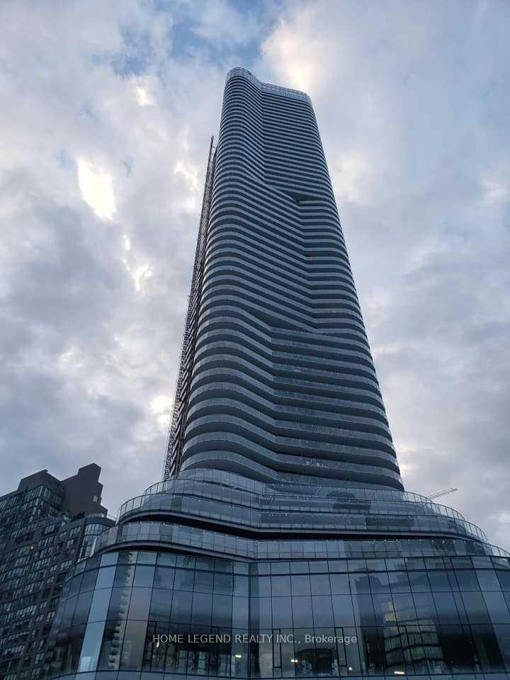 11-wellesley-street-w-toronto-ontario-c13159088