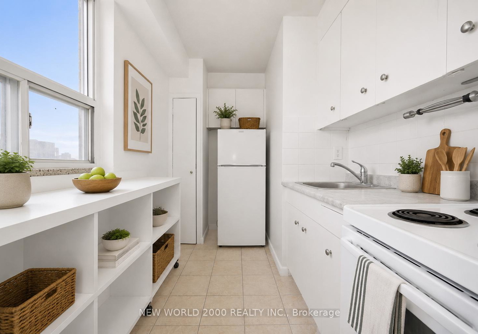 88-bernard-avenue-toronto-ontario-c13159094
