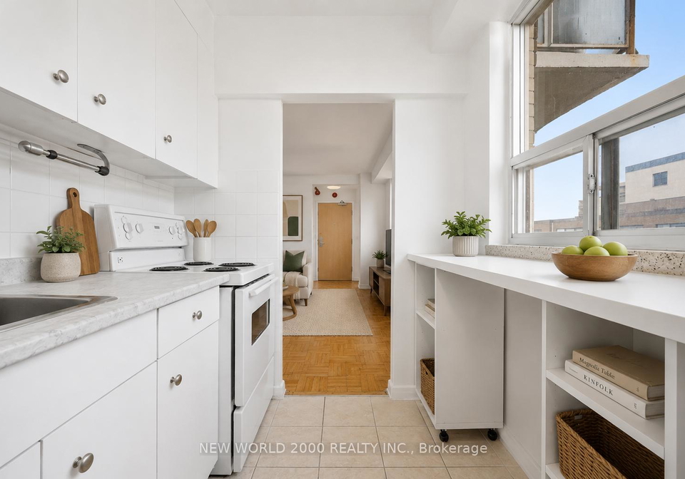 88-bernard-avenue-toronto-ontario-c13159094