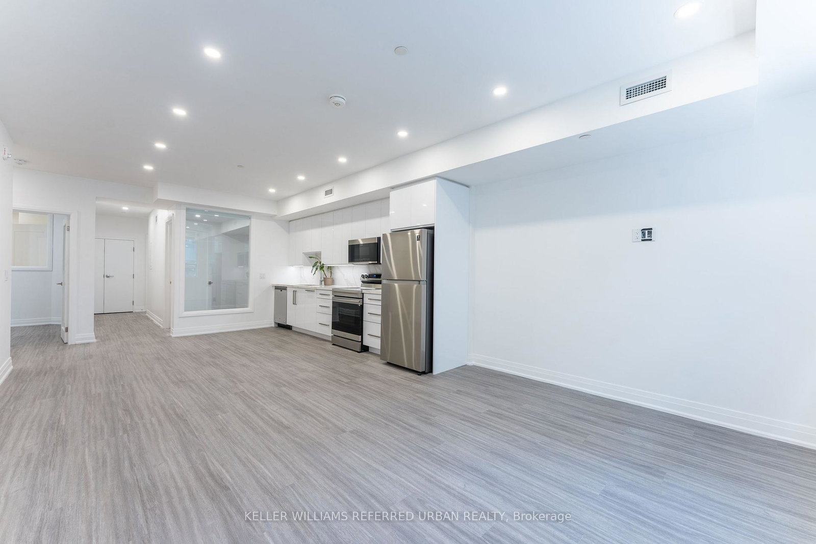 475-queen-street-w-toronto-ontario-c13159160