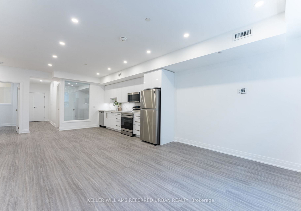 475-queen-street-w-toronto-ontario-c13159160