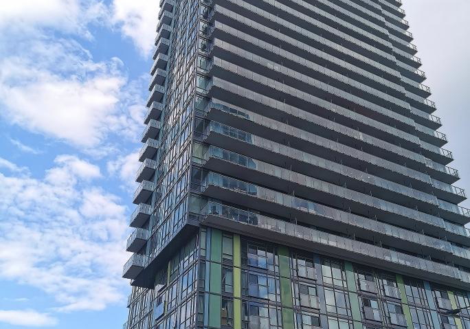 170-fort-york-boulevard-toronto-ontario-c13159384