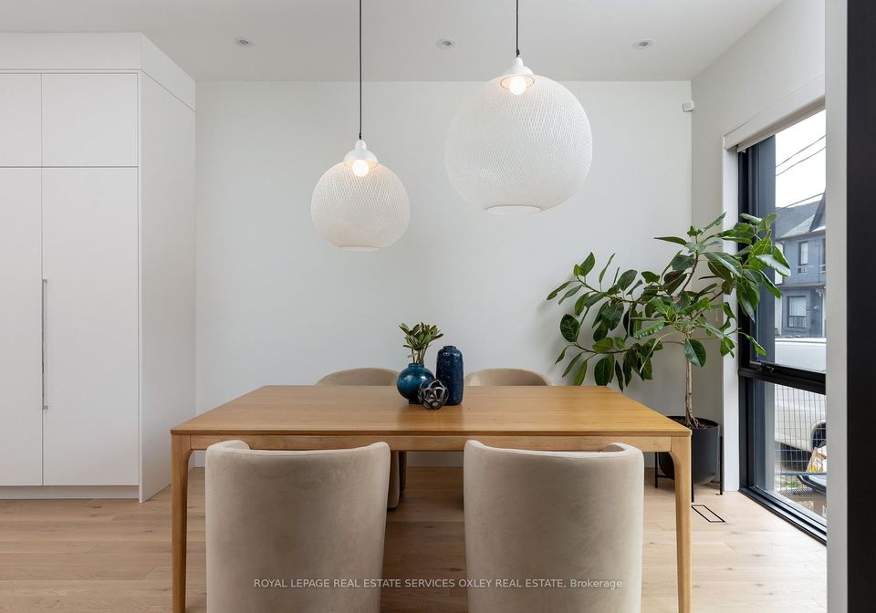 305-manning-avenue-toronto-ontario-c13159410