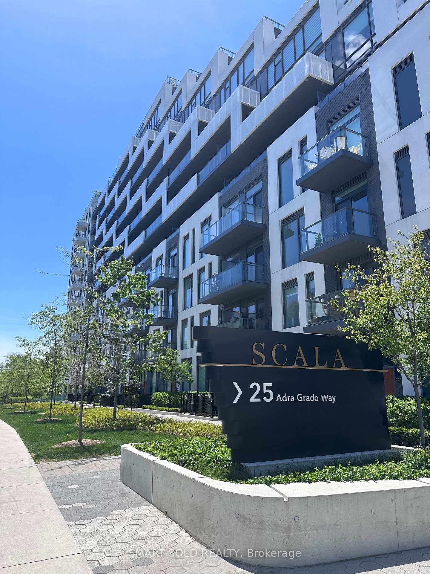25-adra-grado-way-north-york-ontario-c13159420