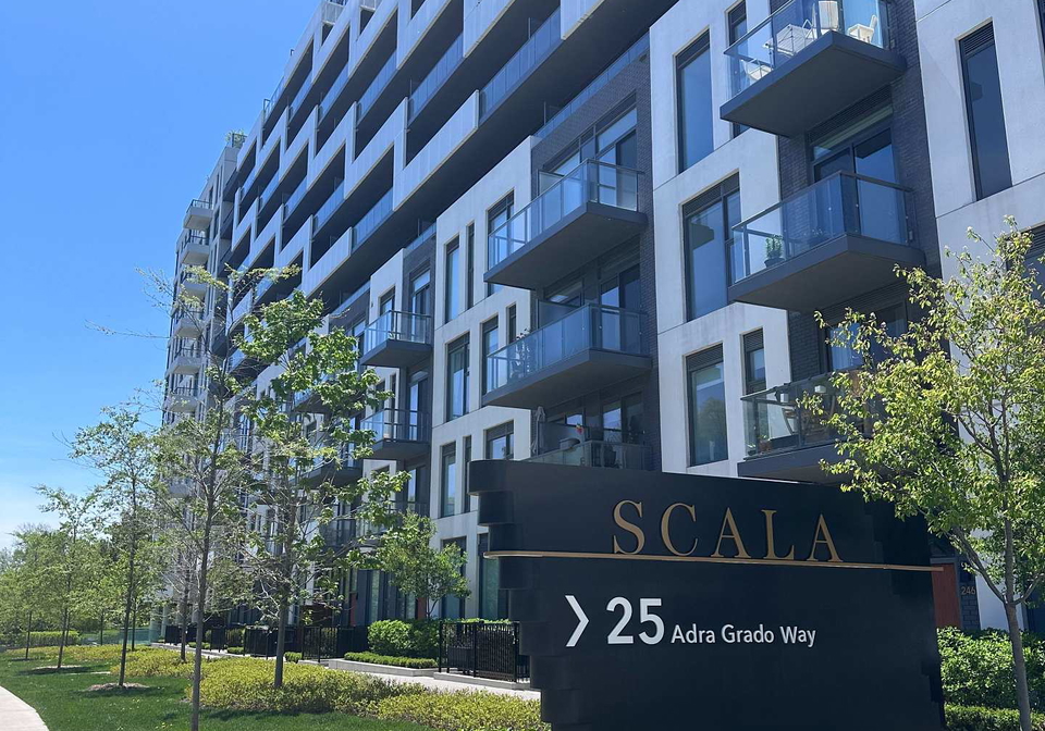25-adra-grado-way-north-york-ontario-c13159420