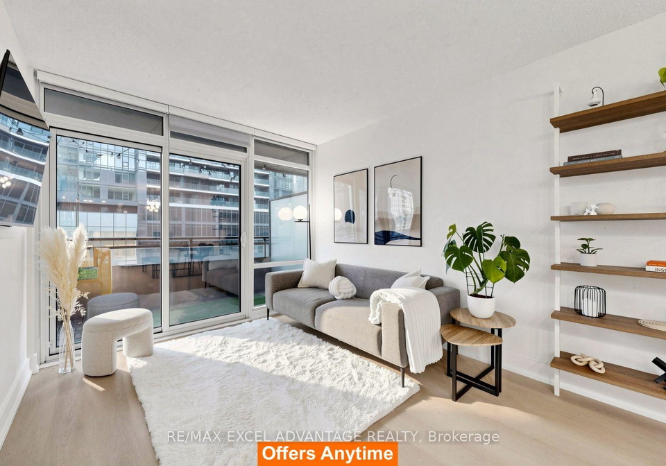 4k-spadina-avenue-toronto-ontario-c13159532