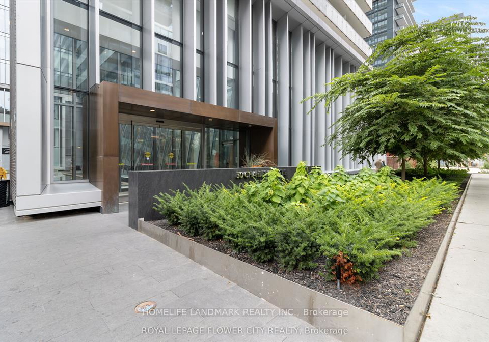 50-charles-street-e-toronto-ontario-c13159592