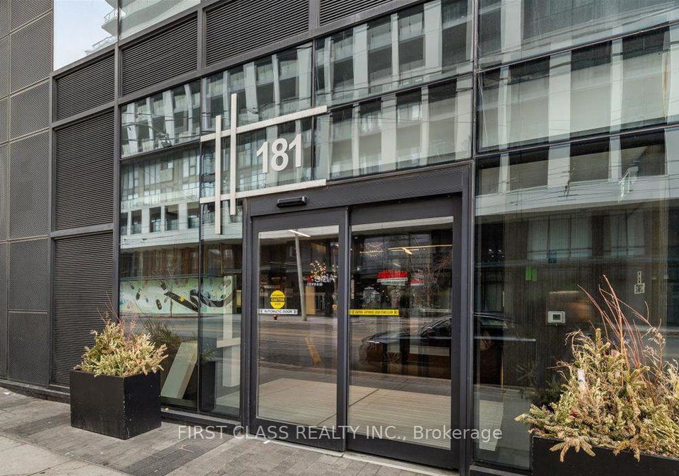 181-dundas-street-e-toronto-ontario-c13159626