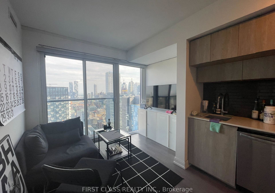 181-dundas-street-e-toronto-ontario-c13159626