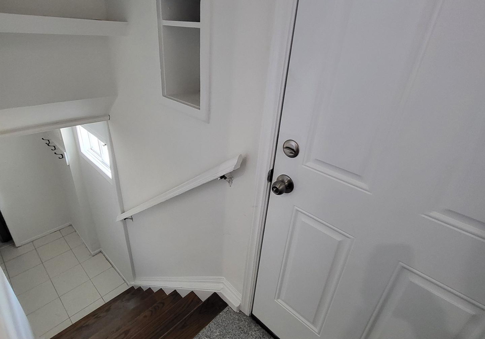 73-fortrose-crescent-north-york-ontario-c13159654