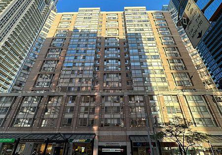 717-bay-street-toronto-ontario-c13159676