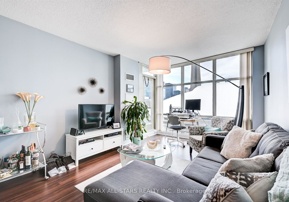 10-navy-wharf-court-toronto-ontario-c13159824