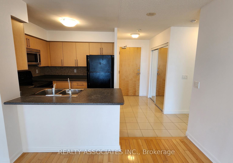4978-yonge-street-toronto-ontario-c13159972
