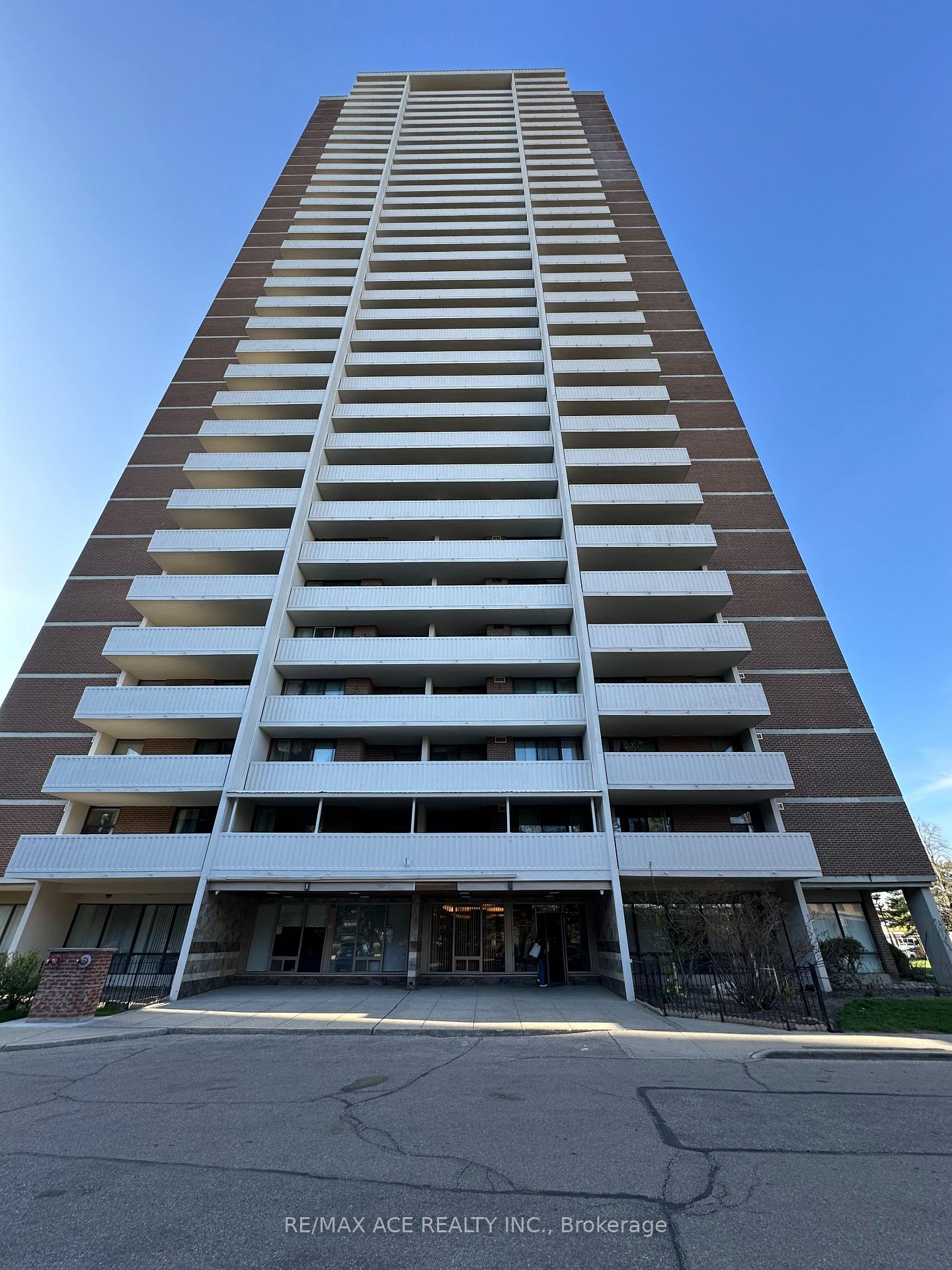 10-tangreen-court-toronto-ontario-c13160286