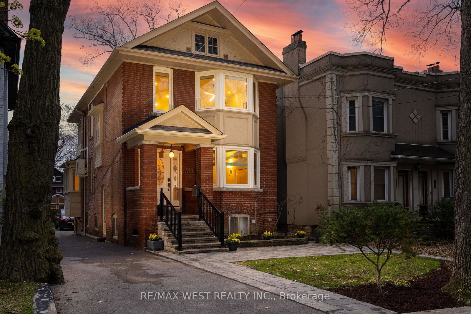 311-st-clair-avenue-e-toronto-ontario-c13160316