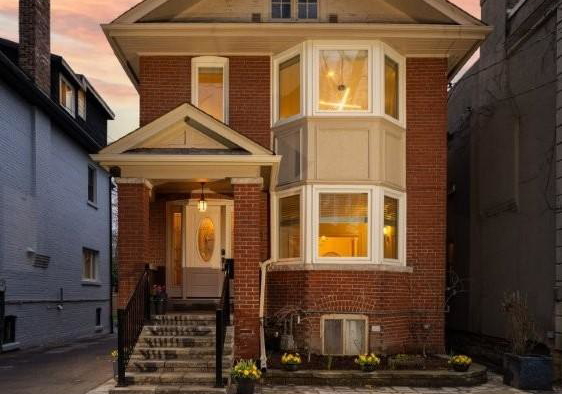 311-st-clair-avenue-e-toronto-ontario-c13160316