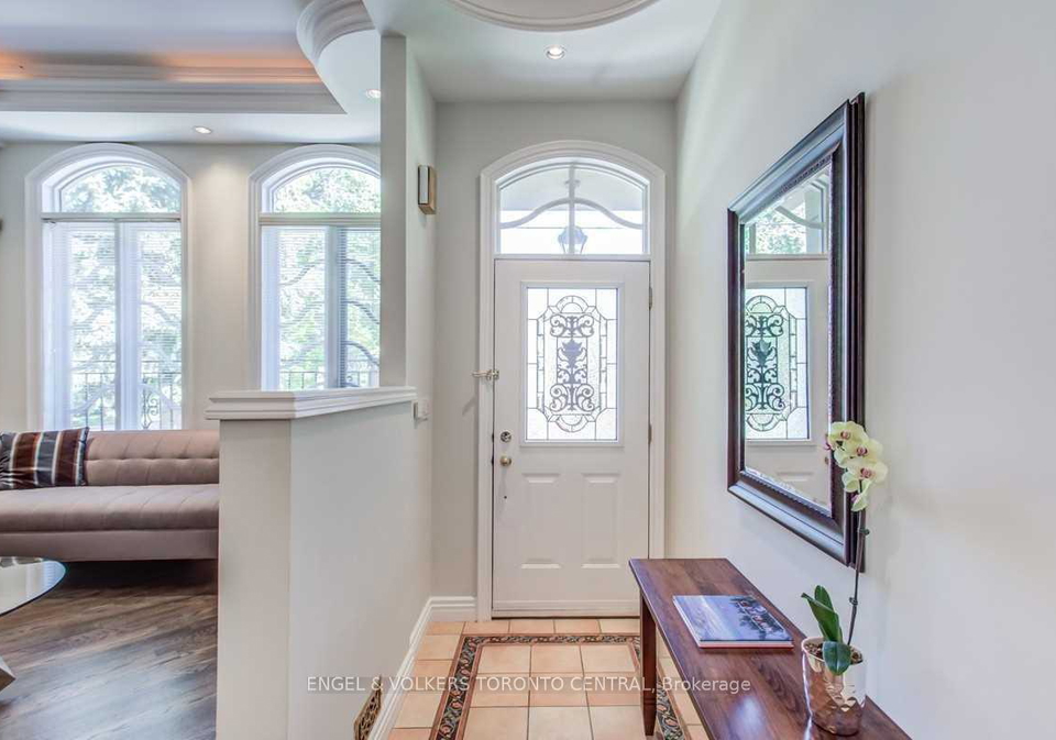 405-bedford-park-avenue-toronto-ontario-c13160342