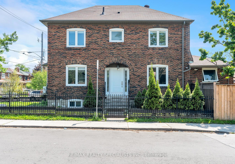 290-westmount-avenue-toronto-ontario-c13160352