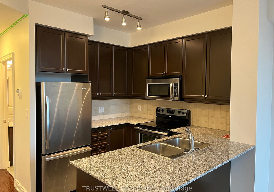 10-bloorview-place-north-york-ontario-c13160398