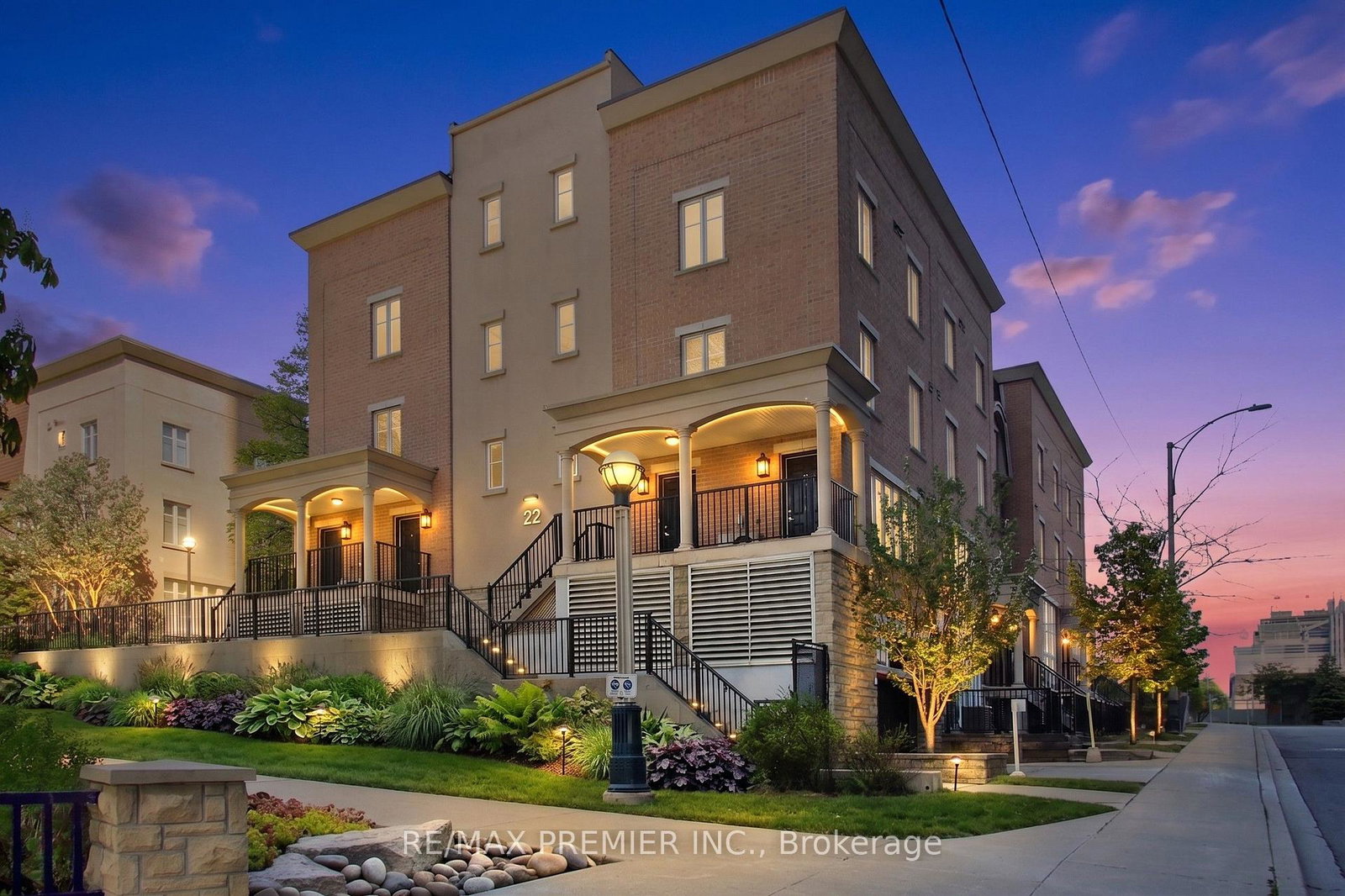 22-western-battery-road-toronto-ontario-c13160616
