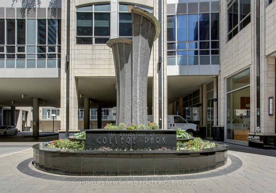 761-bay-street-toronto-ontario-c13160712