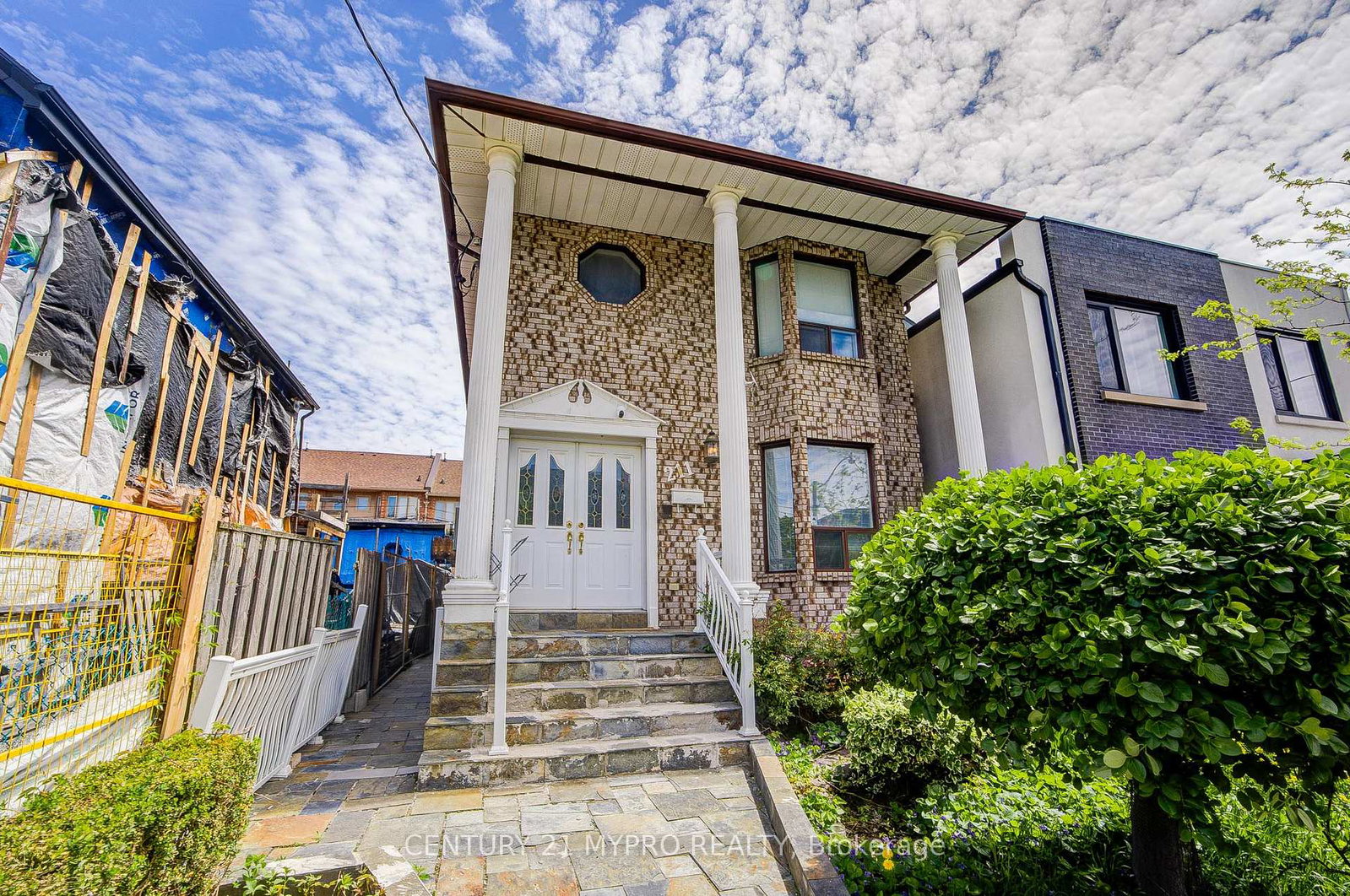 211-bellwoods-avenue-toronto-ontario-c13160774