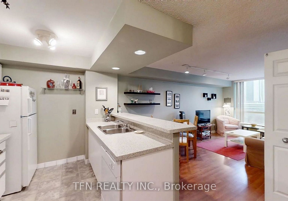 801-king-street-w-toronto-ontario-c13160956