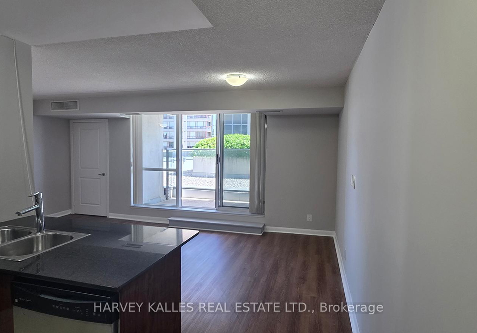 5793-yonge-street-north-york-ontario-c13160964