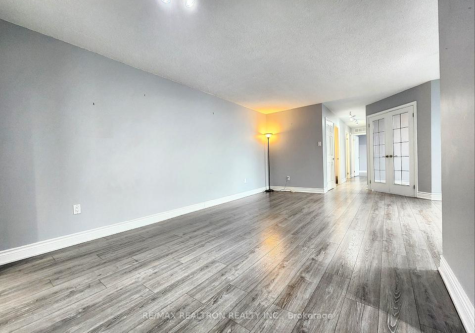 10-muirhead-road-north-york-ontario-c13161082