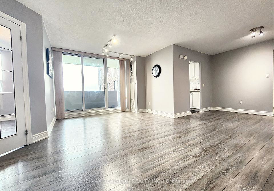 10-muirhead-road-north-york-ontario-c13161082