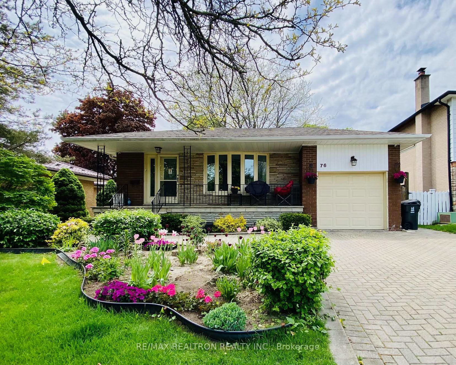 76-clansman-boulevard-north-york-ontario-c13161362