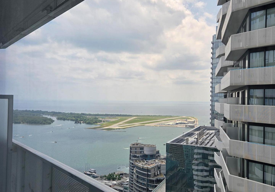 88-harbour-street-ne-toronto-ontario-c13161414