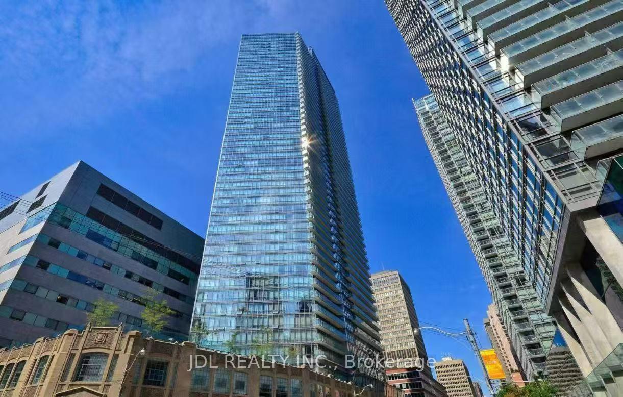 832-bay-street-toronto-ontario-c13161532