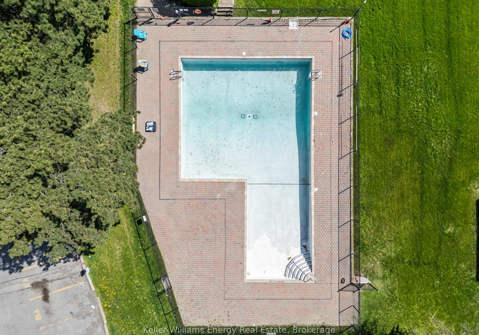 10-parkway-forest-drive-north-york-ontario-c13161538