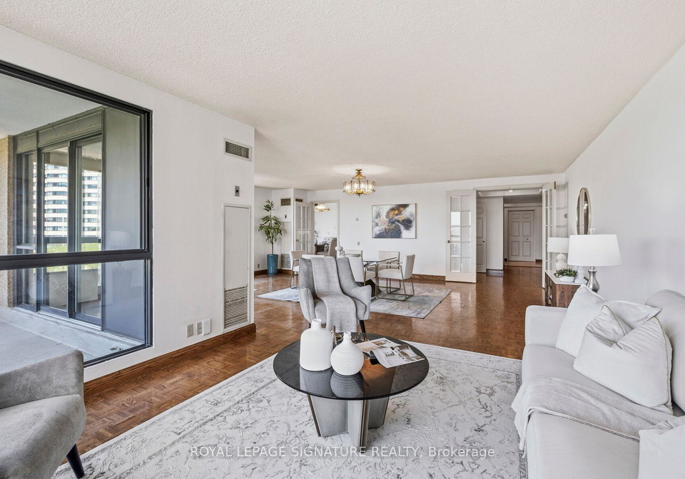 3-concorde-place-north-york-ontario-c13161804