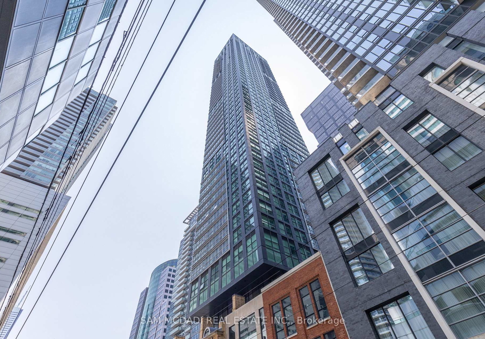 327-king-street-w-toronto-ontario-c13162074
