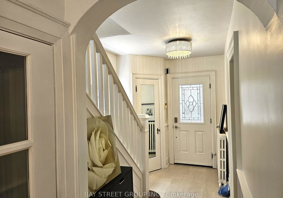 133-heddington-avenue-toronto-ontario-c13162268