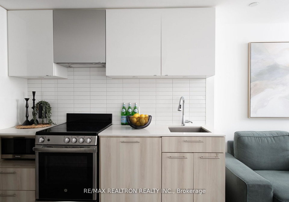 251-jarvis-street-toronto-ontario-c13162452