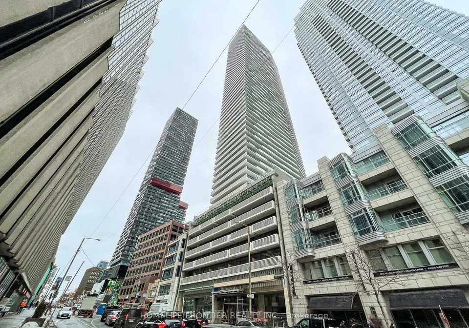 2221-yonge-street-toronto-ontario-c13162804