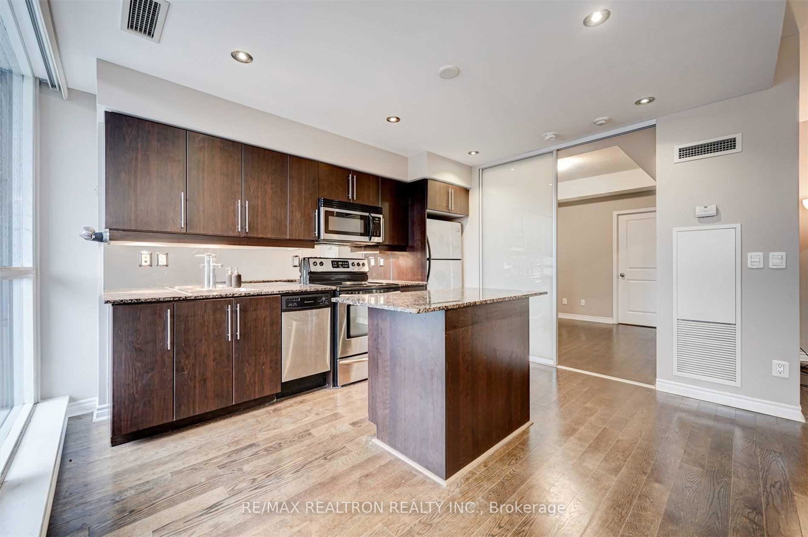 2885-bayview-avenue-north-york-ontario-c13162806