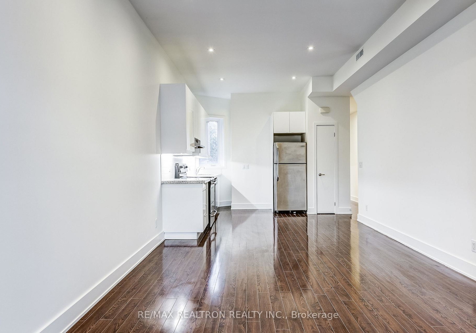588-ossington-avenue-toronto-ontario-c13162858
