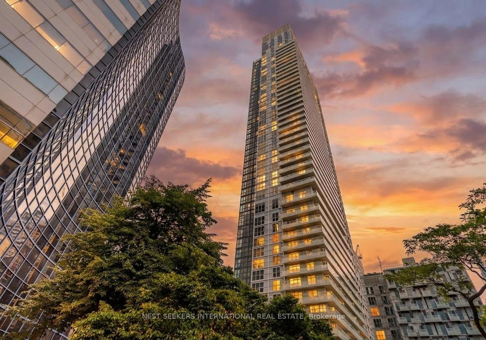 300-front-street-w-toronto-ontario-c13163266