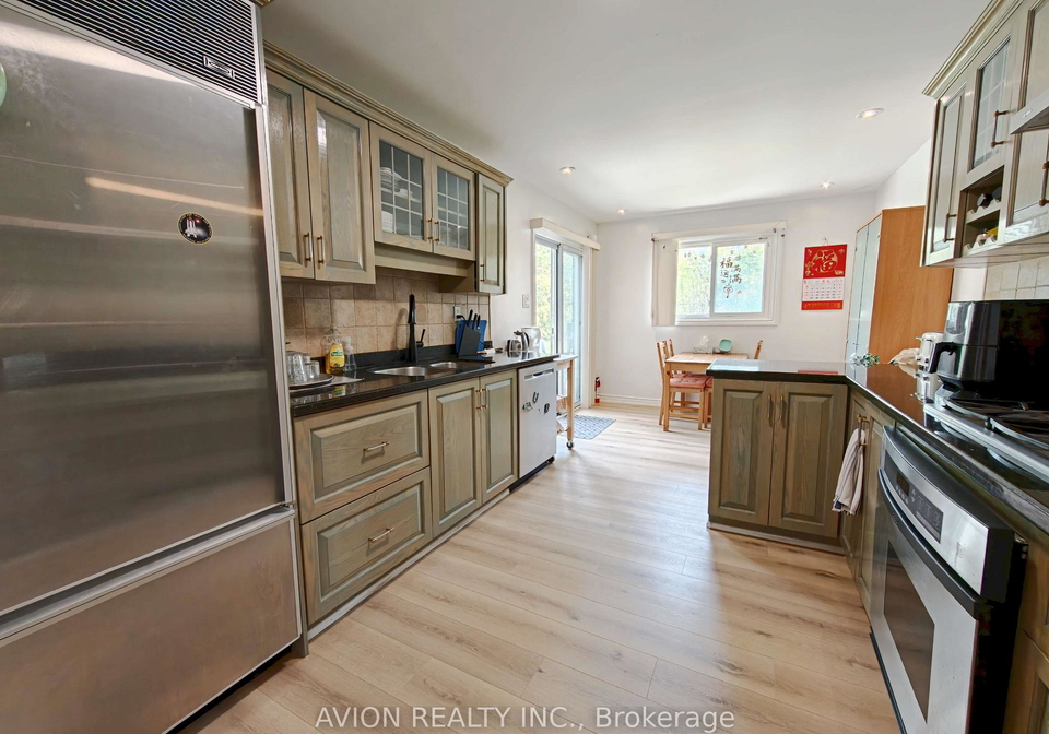 25-squirewood-road-north-york-ontario-c13163368