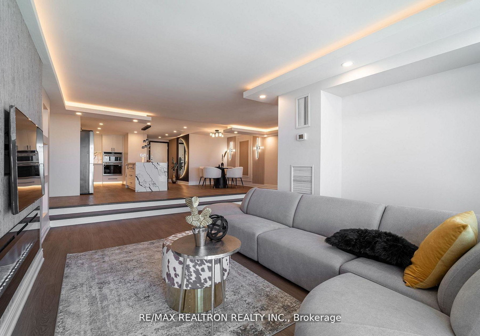 1555-finch-avenue-e-north-york-ontario-c13163402