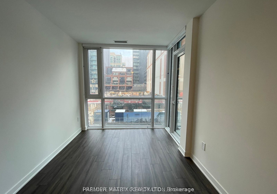 135-lower-sherbourne-street-toronto-ontario-c13163444